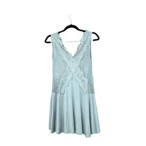 Gimmicks Top Women Small Lace Gray NWOT